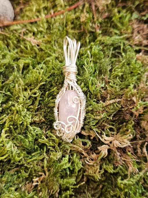Kunzite ✨  - mini amulette