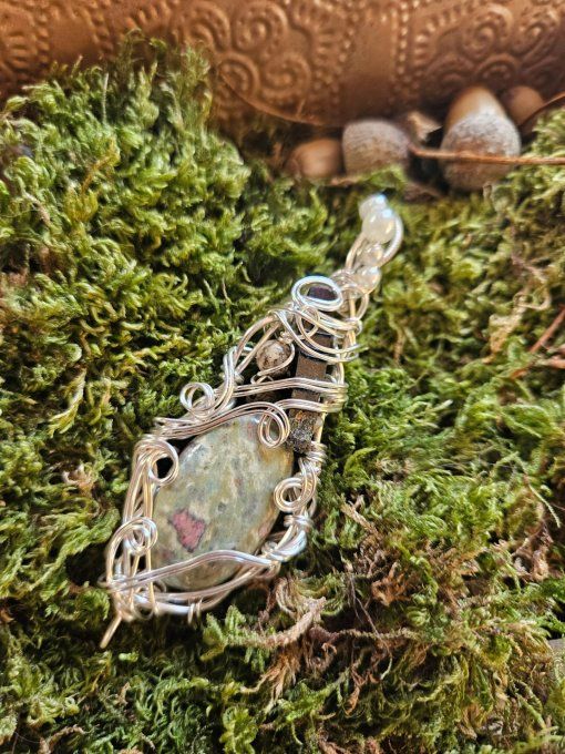 New -Amulette Heka