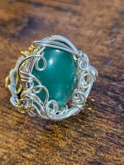 Bague -Onyx verte -forme courrone 