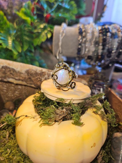 Bague Pierre de Lune -Belomorite - ajustable 
