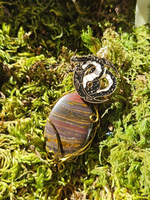 Amulette Oeil de fer ✨Pierre de force et de confiance ✨