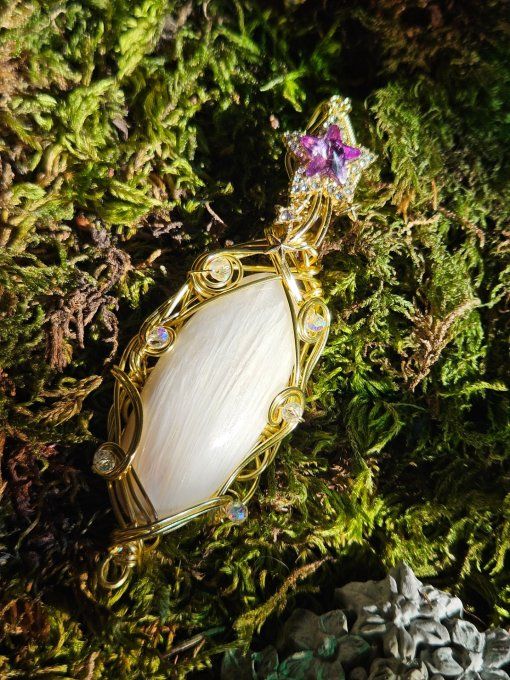 Légende Scolecite Blanche , bijou or 
