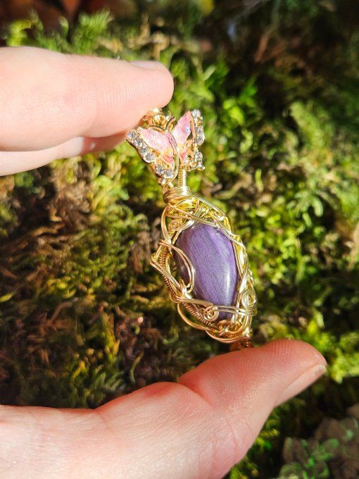 ✨ Charoïte ,la petite amulette d'or