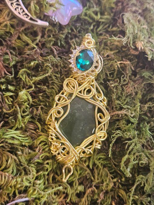 Légende Jade Néphrite - Harmonie  ,Abondance & Sagesse Ancestrale 
