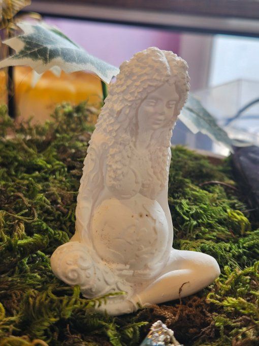Statuette Gaïa – Terre Mère En Jesmonite 