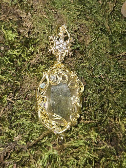 Légende d'hiver -Pendentif Quartz Rutile – Confiance Et Joie