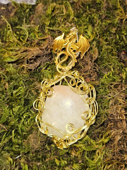 Pendentif Apophylite sur Stibine – calme mental 