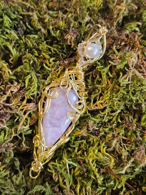 Kunzite ✨ pendentif fil Or coeur cuivre 