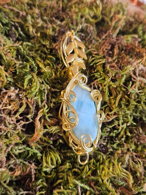 Pendentif amulette Larimar ✨
