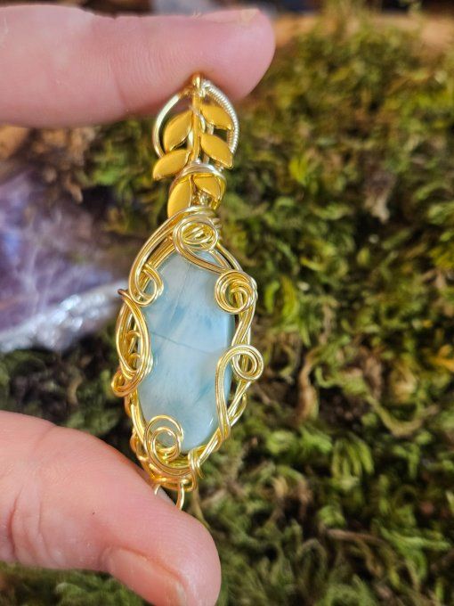 Pendentif amulette Larimar ✨