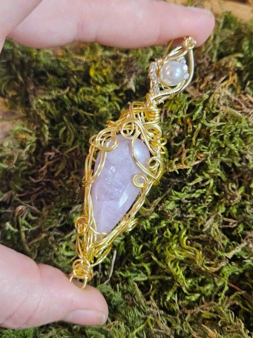Kunzite ✨ pendentif fil Or coeur cuivre 