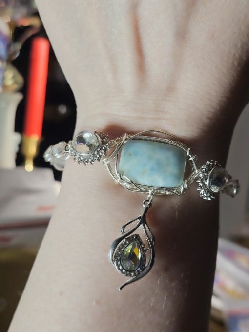 Amulette En Calcite Caribéenne : Sérénité Et Énergie Positive ?  