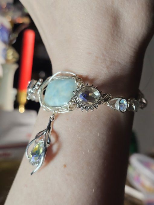 Amulette En Calcite Caribéenne : Sérénité Et Énergie Positive ?  