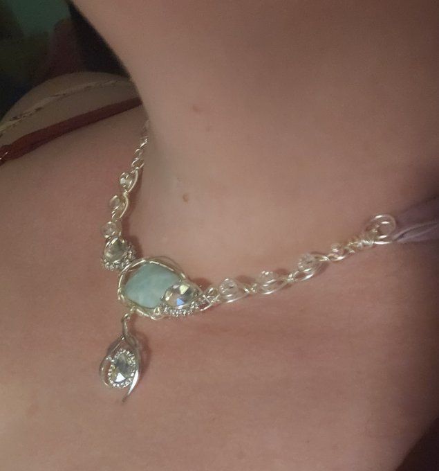 Amulette En Calcite Caribéenne : Sérénité Et Énergie Positive ?  