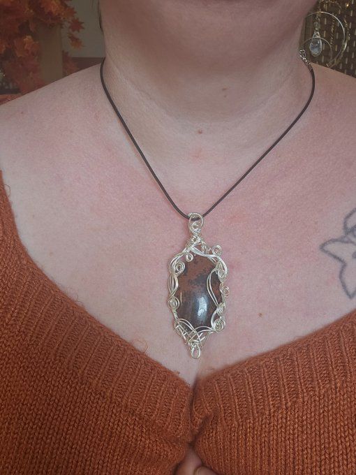  Amulette Obsidienne Mahogany – Protection, Sérénité & Équilibre