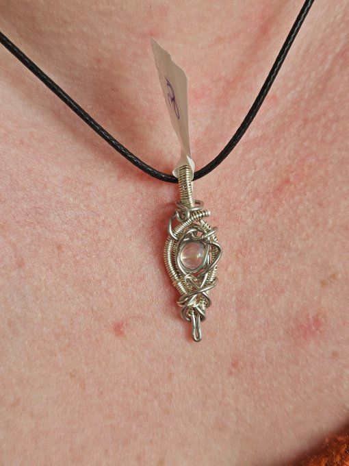 Mini amulette Péristérite  -pierre de lune : protection et concentration 