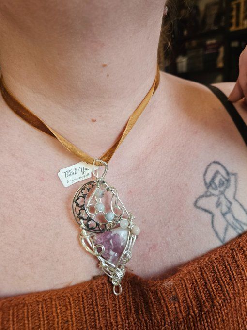 Amulette THÉMIS : Douceur Du Cœur – Amulette Apaisante   