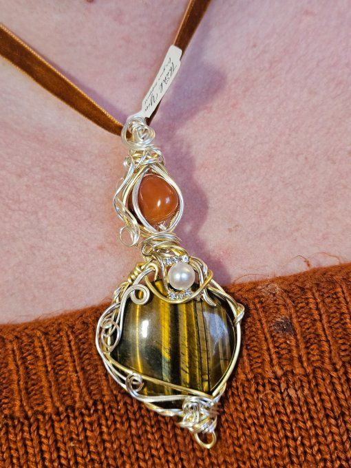  Amulette Bastet , feminité et prospérité 