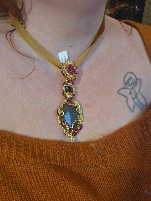 Amulette Gaia,  force energie et confiance 