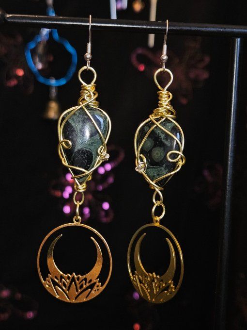 Boucle jaspe kambaba lune d'or 