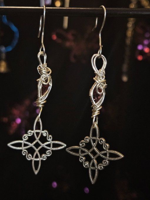 Boucle grenat diamant 