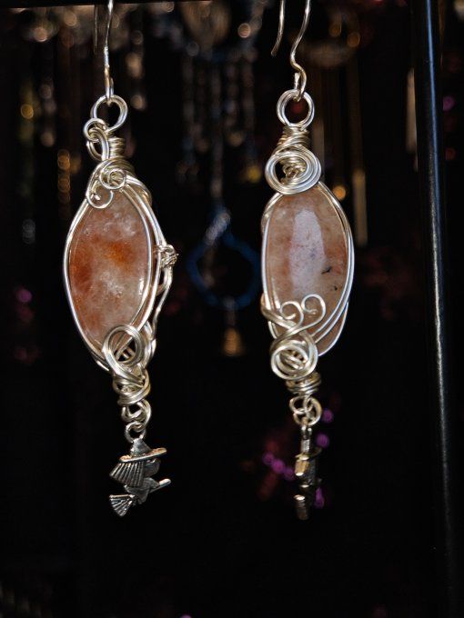 Boucles d’Oreilles Pierre de Soleil – Joie & Vitalité