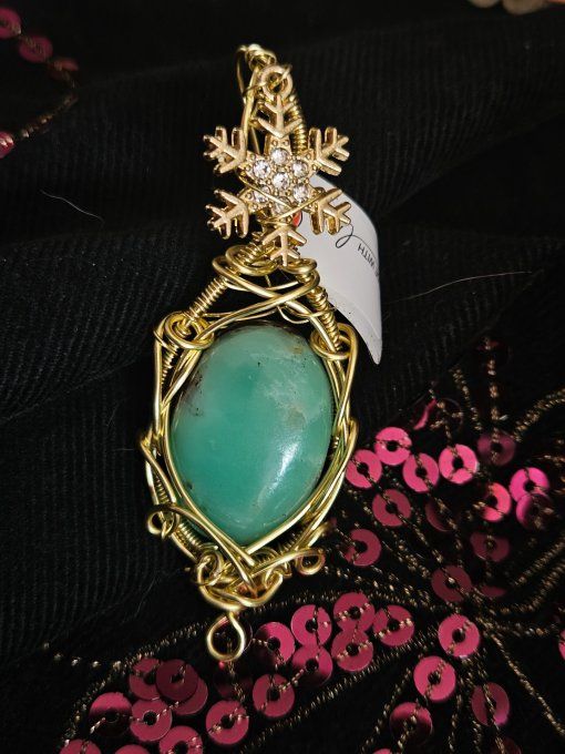 Amulette En Chrysoprase – Pierre De Soin, De Confiance Et De Compassion   