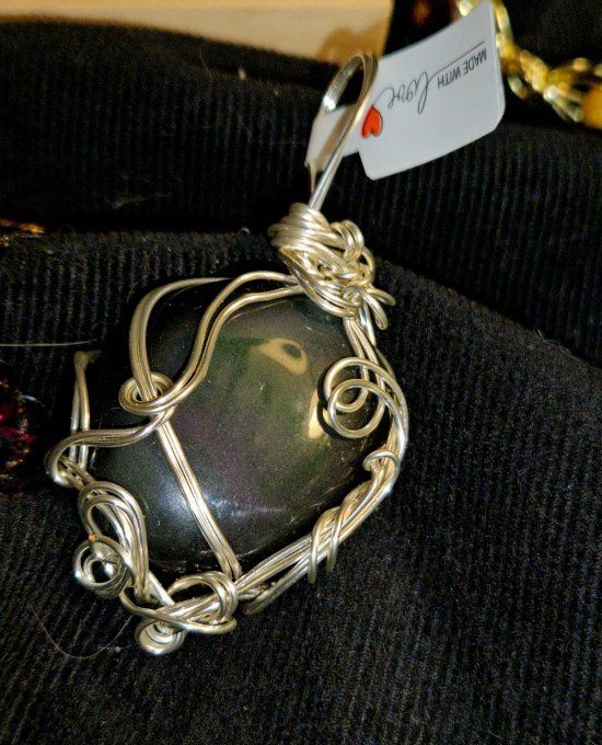 Oeil céleste ✨Pendentif de protection pomme poison