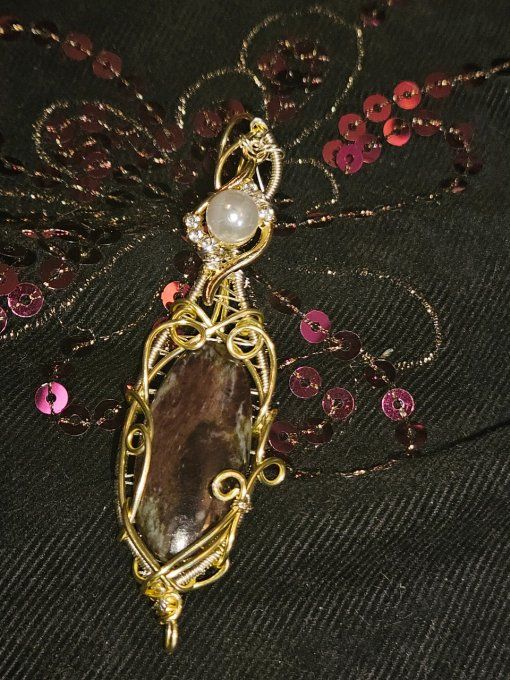 Amulette Sugilite ✨ — Pierre De Paix & Guérison