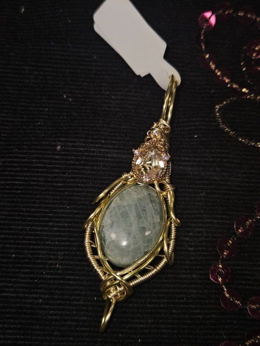 Eclat d'aigue marine or