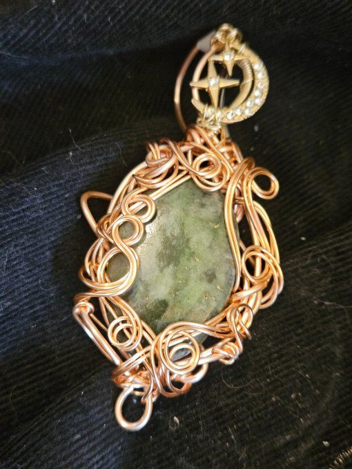  Diopside verte ✨ Amulette 