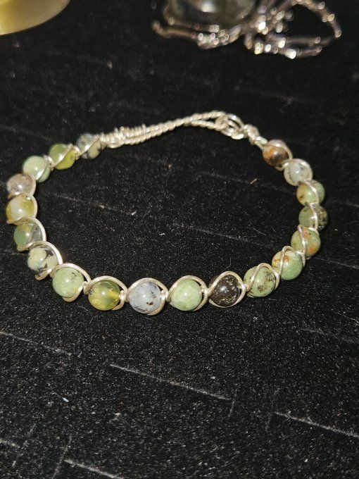 Bracelet Opale verte: prospérité et trésor 