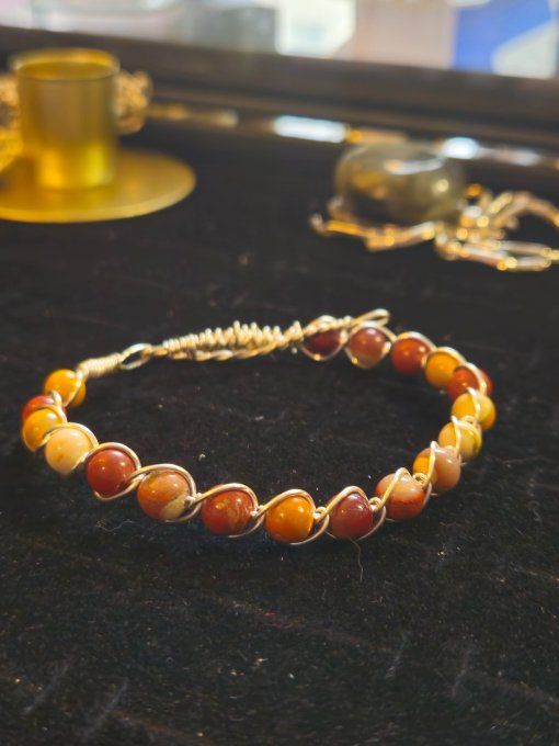 Bracelet Jaspe Mookaite – Joie, Énergie & Protection   