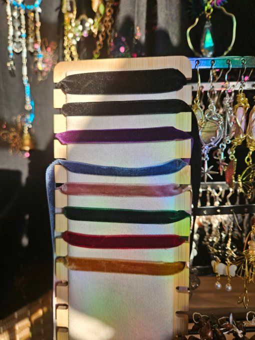 Collier ruban spirale - fermoir facile  45/50 cm