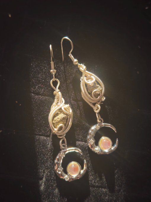 Boucle d'oreille Pyrite brut .