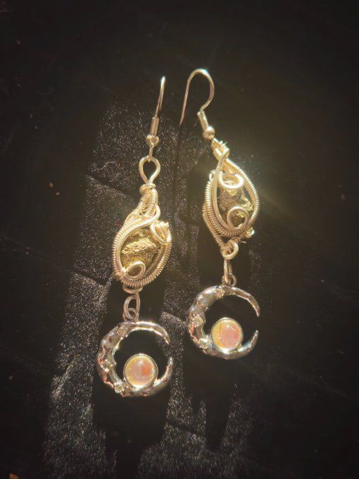 Boucle d'oreille Pyrite brut .