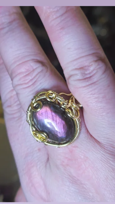 Bague or Labradorite violette 