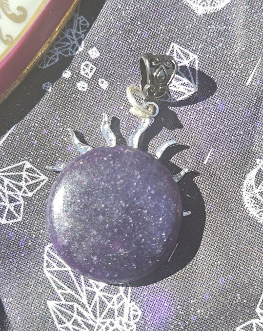 Amulette Lépidolite – Stabilité, Sérénité Et Équilibre - Copie
