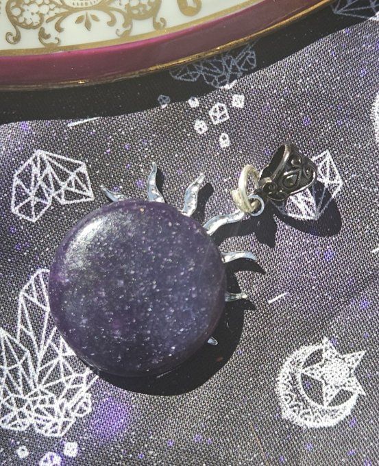 Amulette Lépidolite – Stabilité, Sérénité Et Équilibre - Copie