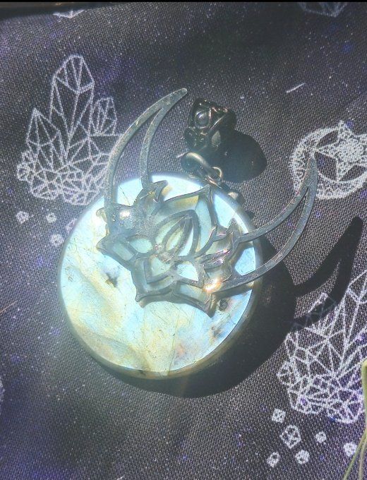 Pendentif labradorite -Corne de brume 