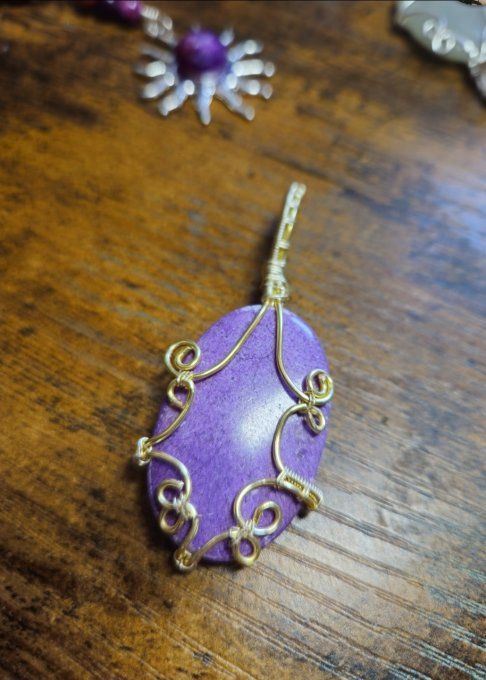 Pendentif stichtite or : Compassion liberation 