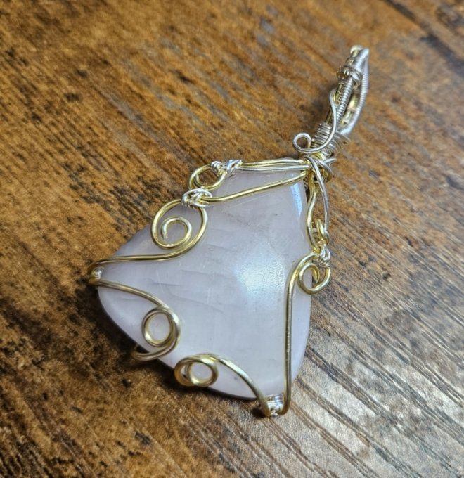  Pendentif Kunzite -Apaisement & Amour de Soi  -or