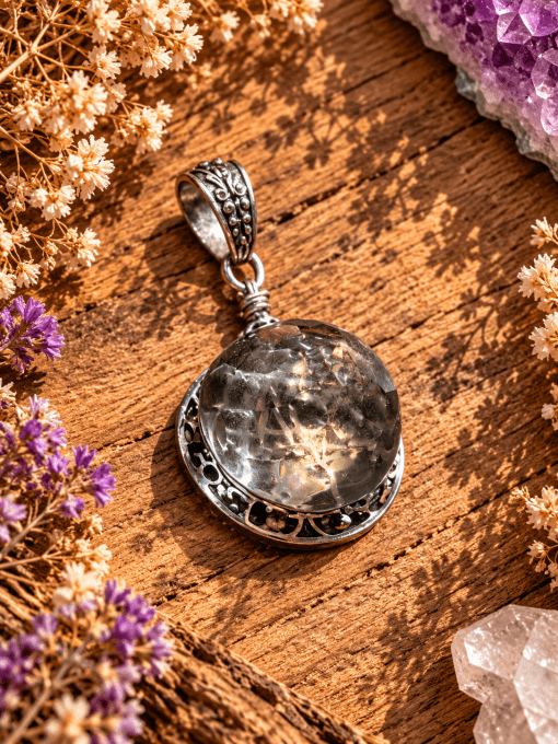Amulette Cristal de roche astro-Énergies, Clarté et Harmonie