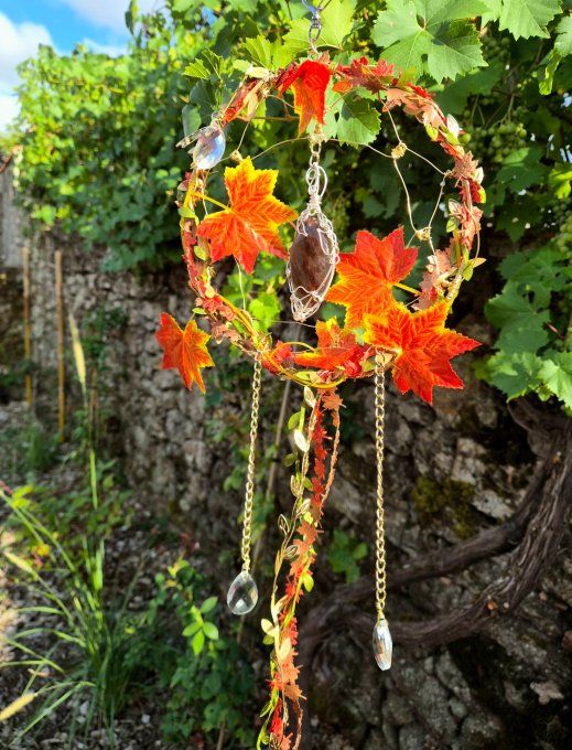 Sun catcher : feuille d’automne et quartz hématoide 
