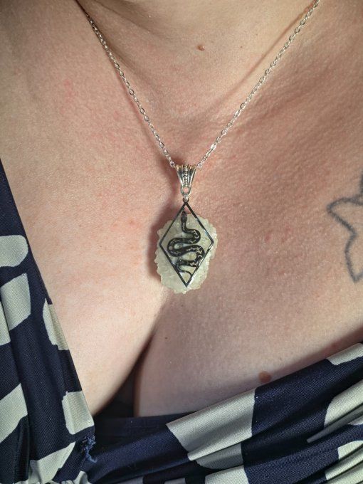 Pendentif Quartz solaire et serpent 