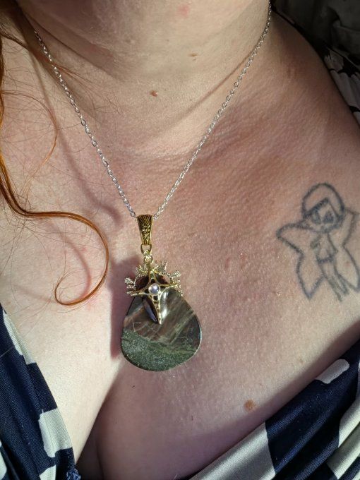 Pendentif Jaspe Sang De Dragon – coeur sacré