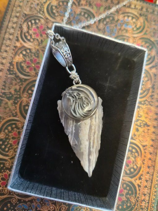 Pendentif silex du loup 