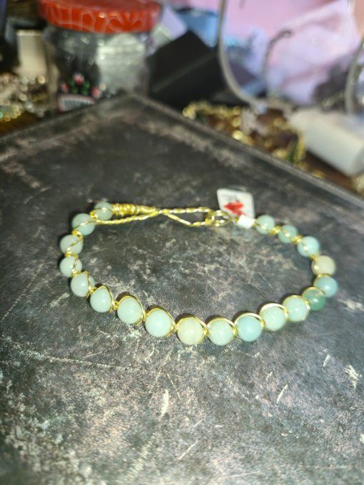 Bracelet en Amazonite : joie et espoir 