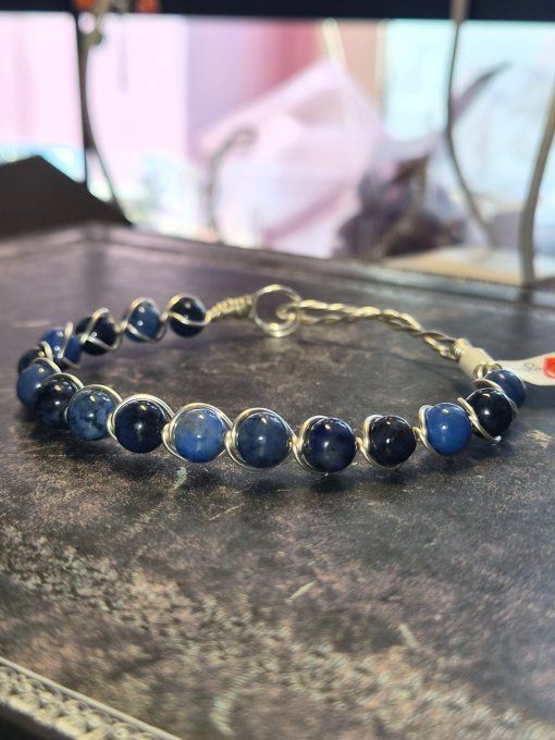 Bracelet dumortiérite -calme, intuition &maîtrise de soi. 