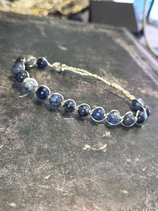 Bracelet En Sodalite – Humilité, Courage Et Communication  